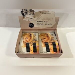 Vintage Lot of 21 NOS Bob Pins by Flamingo Rubber Tipped in Display Case Rare